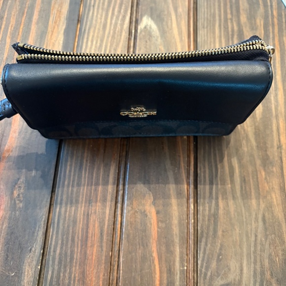 Coach Flap Phone Wallet/Wristlet Crossbody Mini Bag Clutch - Picture 4 of 11